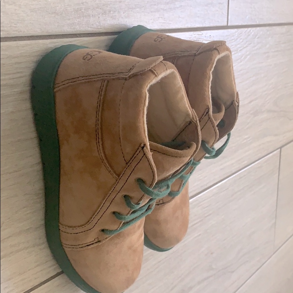 UGG Kids Suede Canoe Booties